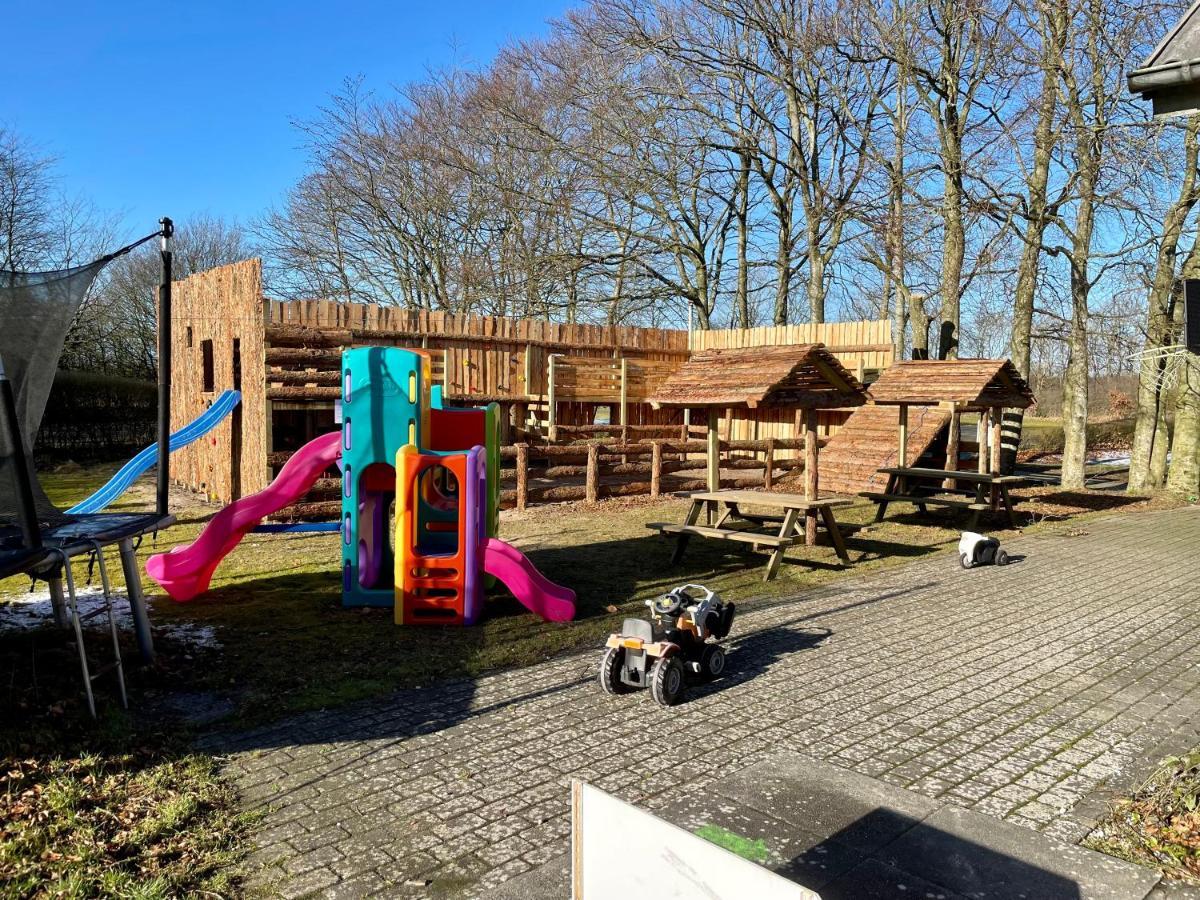 Hestkaer Family Rooms Grindsted Exterior foto
