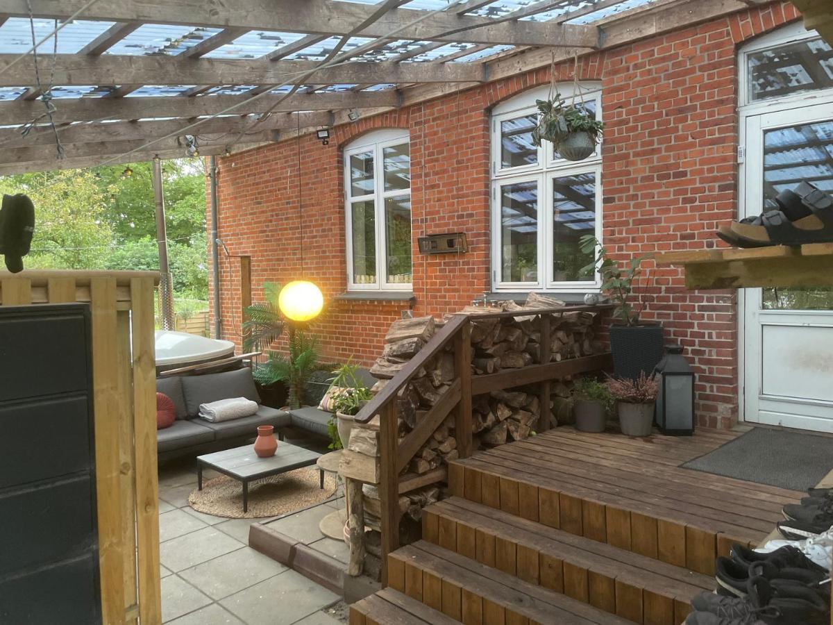 Hestkaer Family Rooms Grindsted Exterior foto